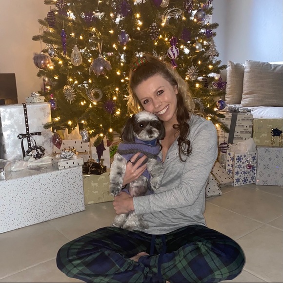 Meet your Posher, Brooke - Picture 2 of 4